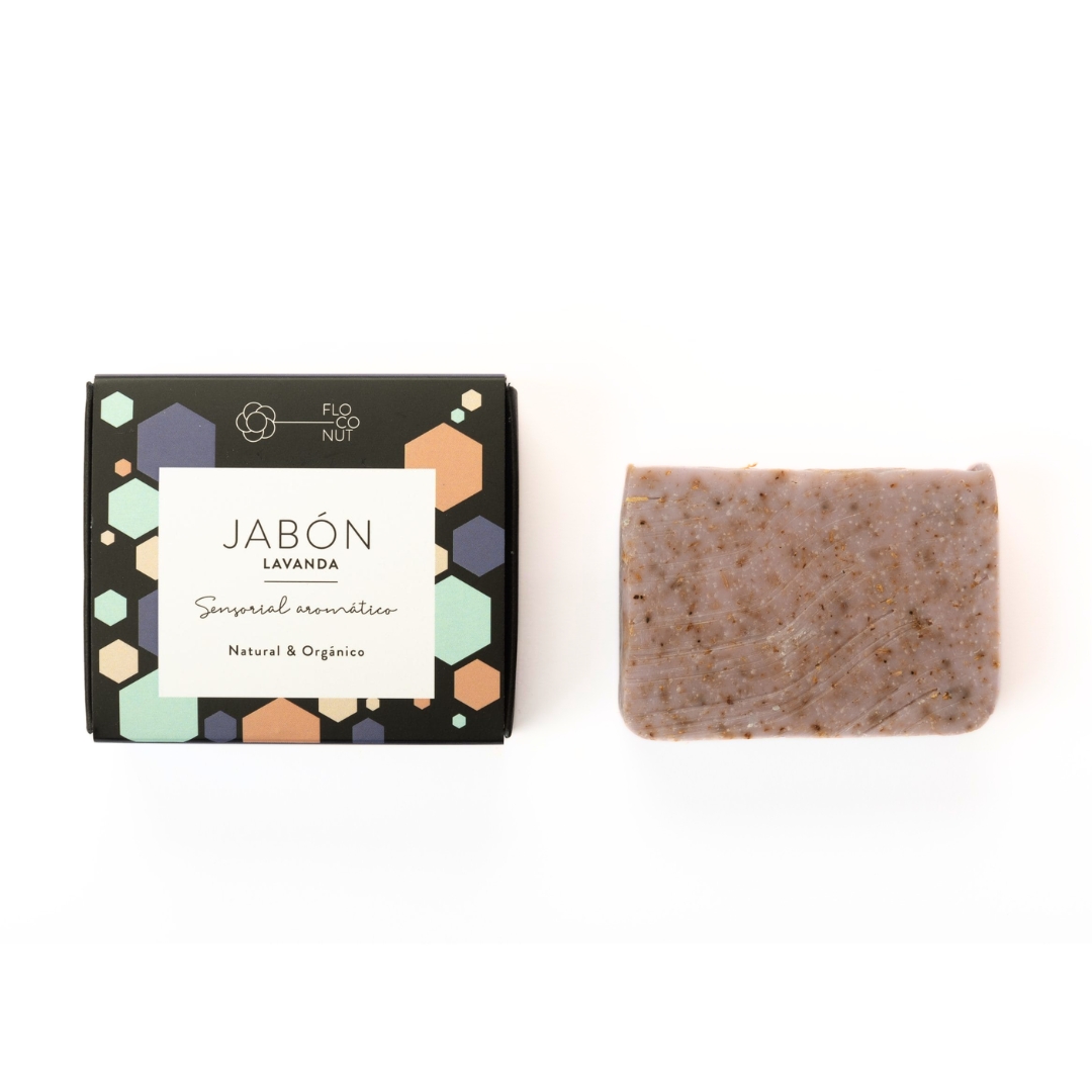 Jabón de lavanda natural artesanal para limpiar y relajar la piel con aroma calmante
